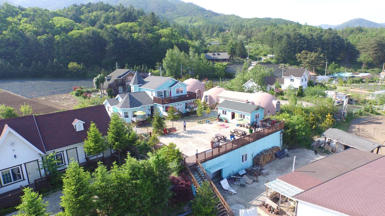 Green Castle Pension Pyeongchang Extérieur photo